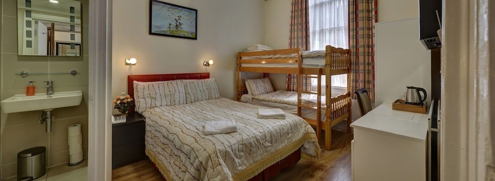 Barry House Room Type - Family Room for 4 people