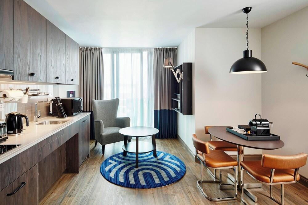 Residence Inn by Marriott London Bridge Room Type - Studio Suite, 1 Double Bed
