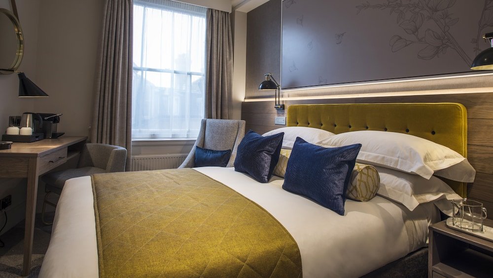 Sloane Place Room Type - Classic Double Room