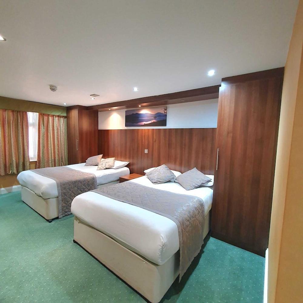 Hotel Oliver Room Type - Executive Triple Room