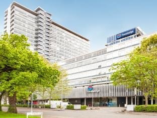 Travelodge London Chessington Tolworth - Tap to explore photos