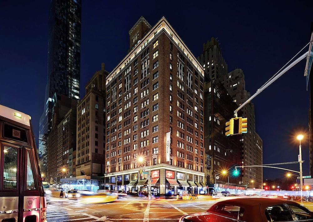 Hilton Club The Quin New York - Tap to explore photos
