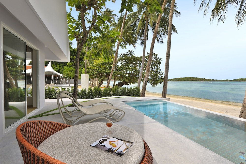 LA VIDA SAMUI Room Type - Beachfront Pool Villa