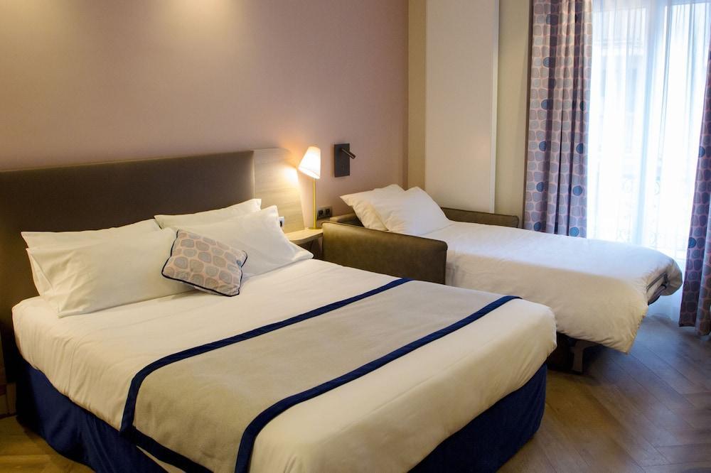 Hotel de Sevigne Room Type - Superior Triple Room
