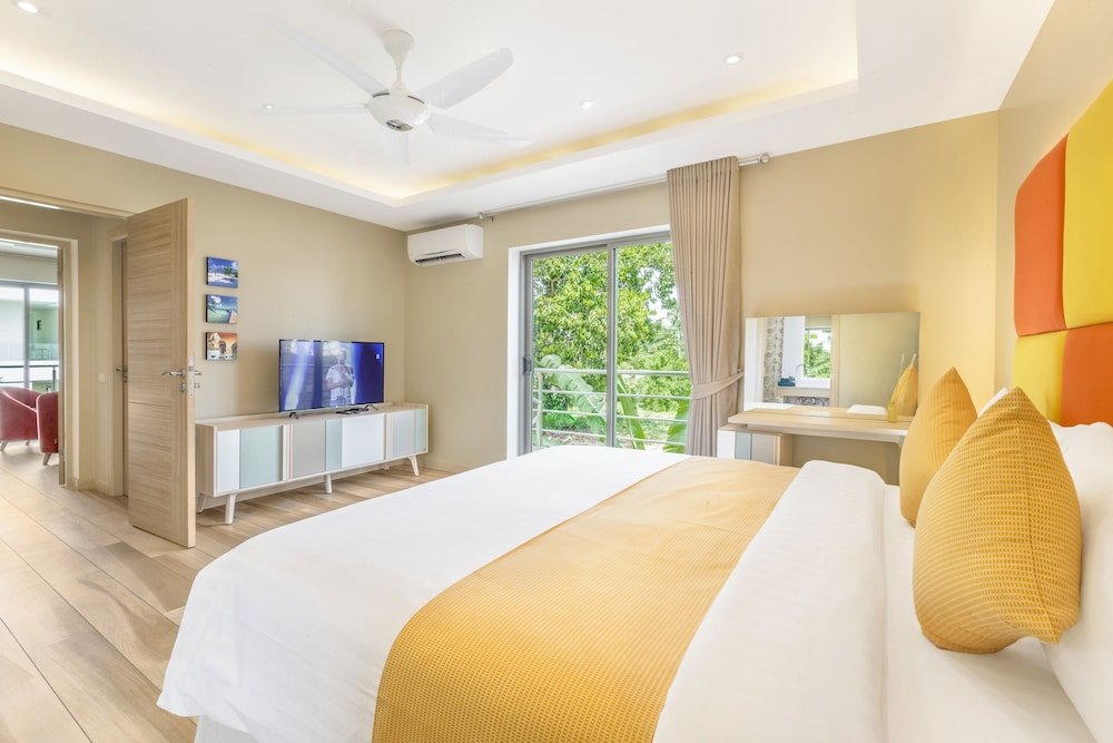 Ban Tai Estate Villas - Tap to explore photos