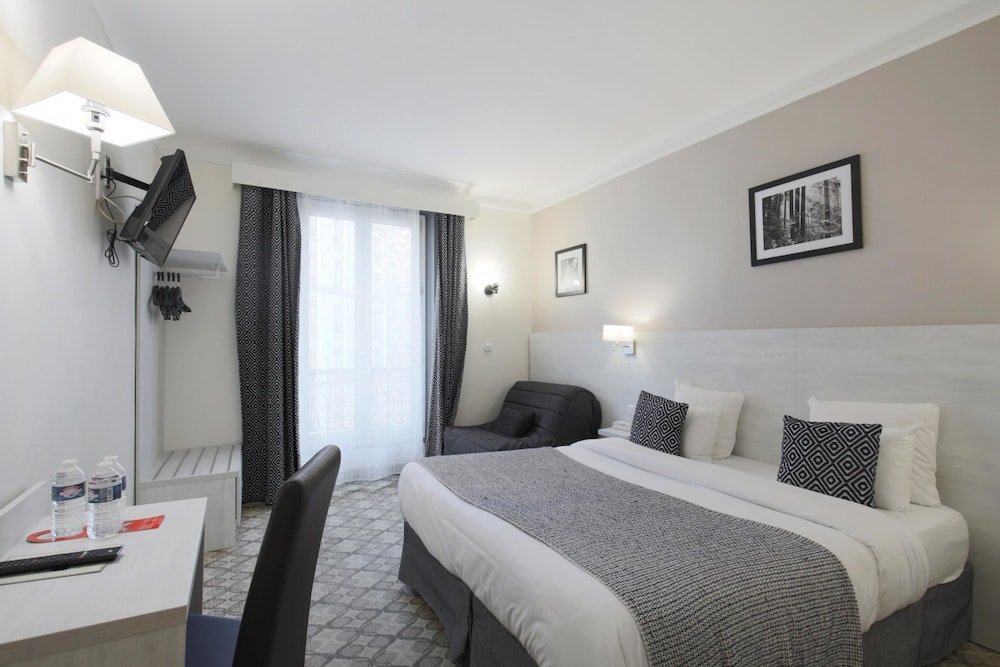 Grand Hotel des Gobelins Room Type - Superior Double Room