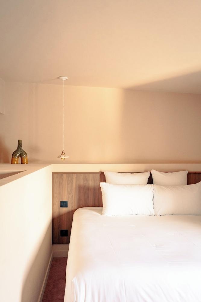Lala Hotel Room Type - Superior Quadruple Room