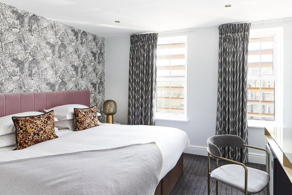 The Lodge Hotel - Putney Room Type - Superior Double Room, 1 King Bed