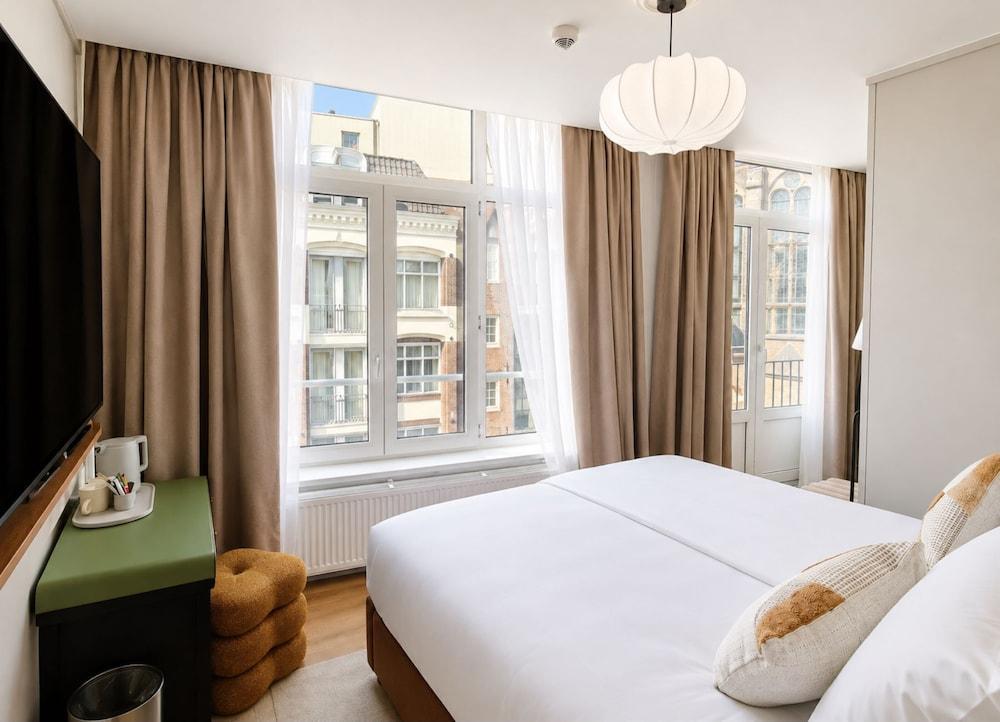 De Herbert Amsterdam (Formerly France Hotel) Room Type - Deluxe Double Room