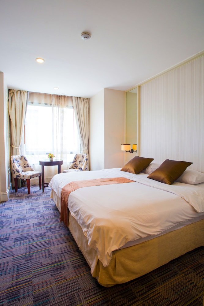 Aphrodite Inn Bangkok Room Type - Deluxe Room