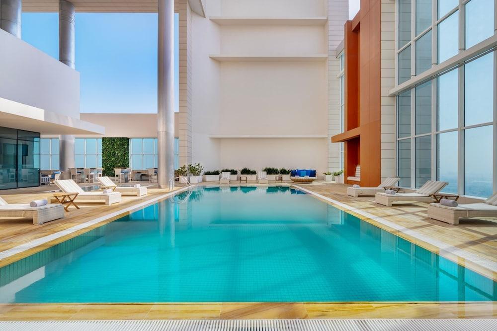 Marriott Hotel Downtown Abu Dhabi - Tap to explore photos