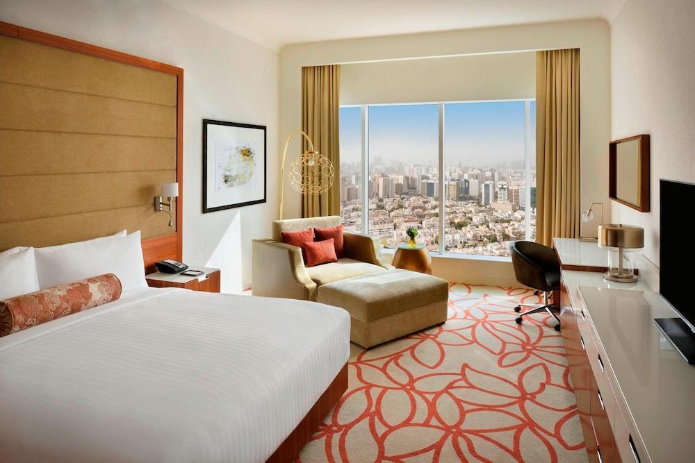 Marriott Hotel Downtown Abu Dhabi Room Type - Superior Room, 1 King Bed, Smoking