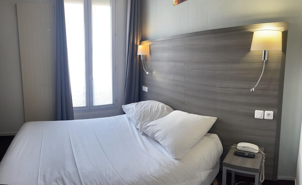 Hotel Lilas Gambetta Room Type - Double Room