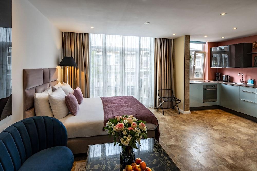 Hotel Jupiter Room Type - Exclusive Double Room, 1 Queen Bed, Non Smoking, Fireplace Hotel Jupiter Room Type - Exclusive Double Room, 1 Queen Bed, Non Smoking, Fireplace