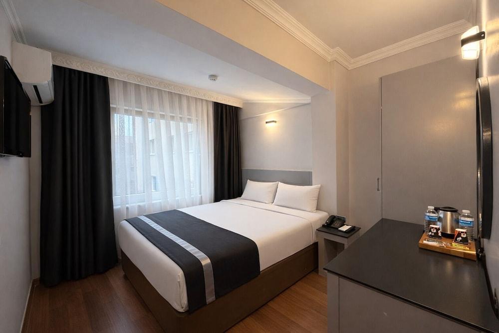 Peak Star Hotel Room Type - Standart Double