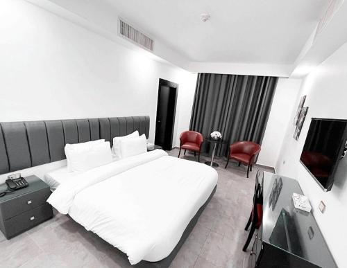 Torino Amman Hotel - Tap to explore photos