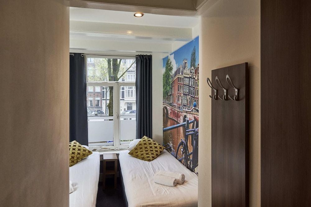 ITC Hotel Room Type - Basic Double or Twin Room, Shared Bathroom