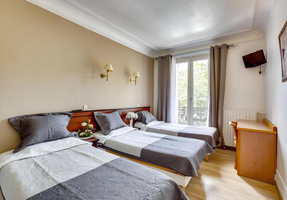Hôtel du Square d'Anvers Room Type - Triple Room