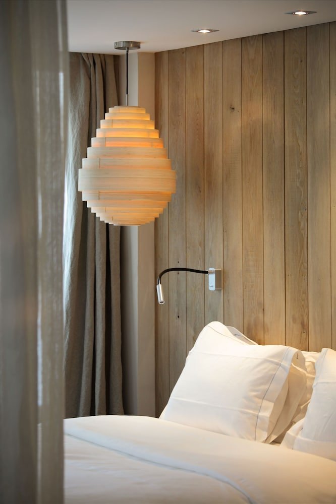 Hidden Hotel Room Type - Junior Suite (Exception)