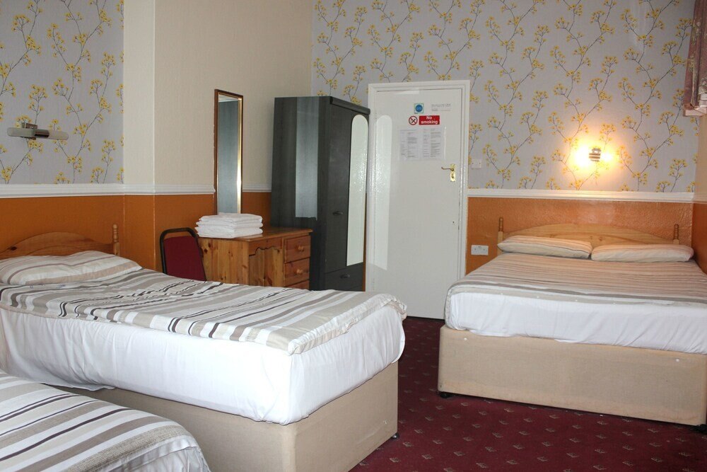 Stanley House Room Type - Quadruple Room