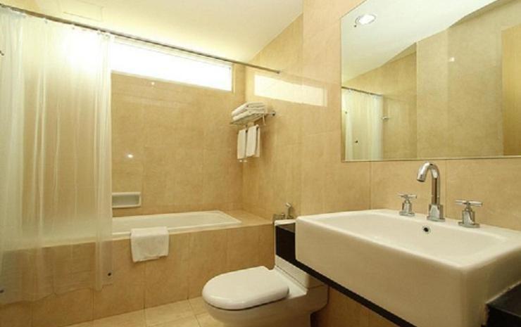 Triniti Hotel Gajah Mada - Tap to explore photos