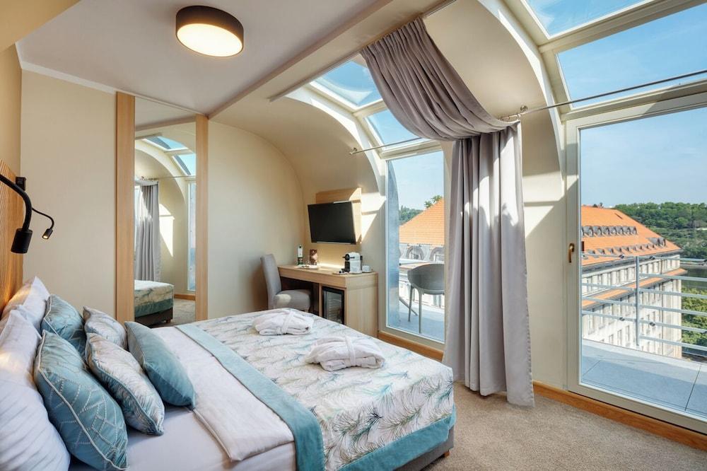 Hotel Clement Room Type - Superior Room (Panoramic View)