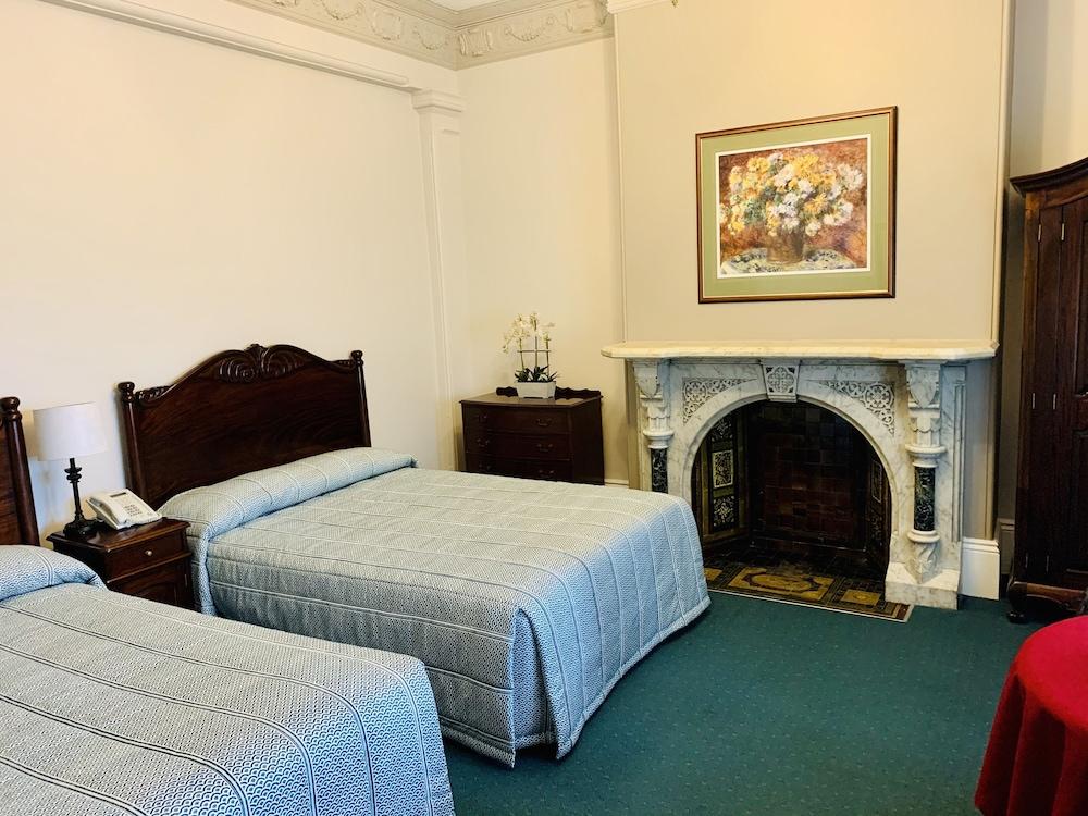Avonmore on the Park Boutique Hotel Room Type - Family Suite, 1 Bedroom