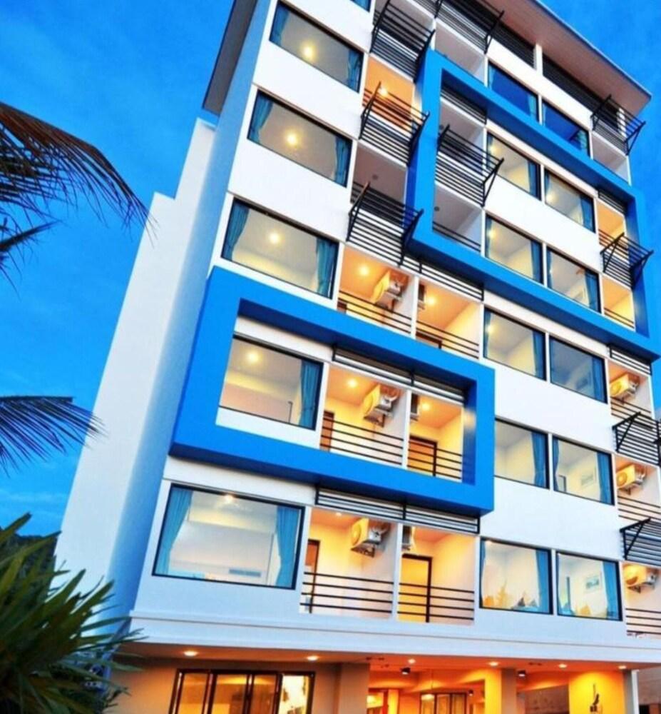 The BluEco Hotel Room Type - Standard Double or Twin Room