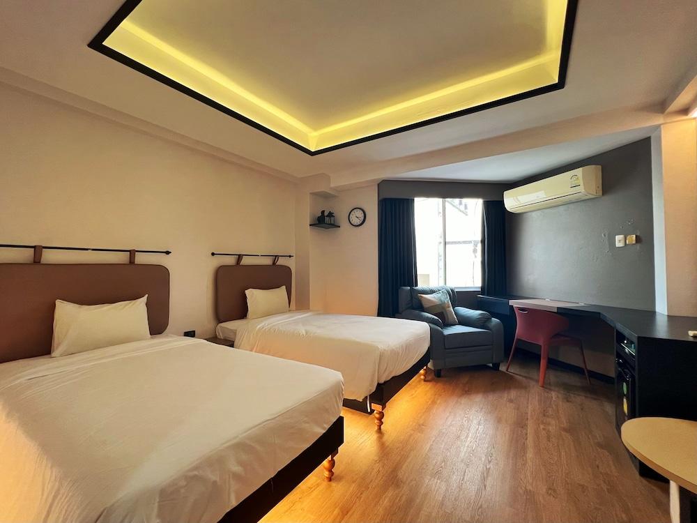 PRS Hotel by Sojourn Room Type - Standard Twin Room