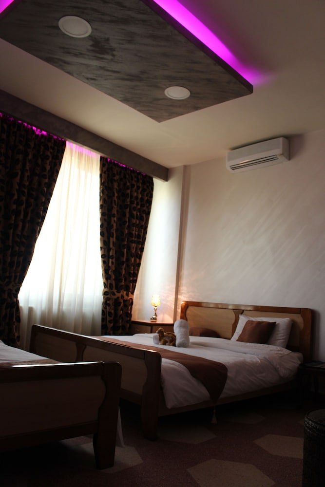 Arab Tower Hotel - Tap to explore photos