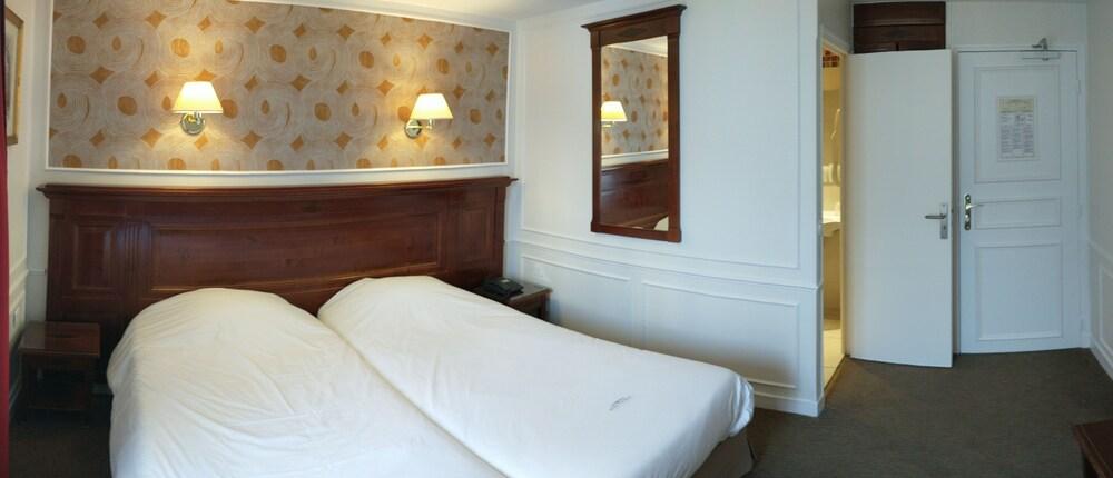 Hotel Touring Room Type - Twin Room