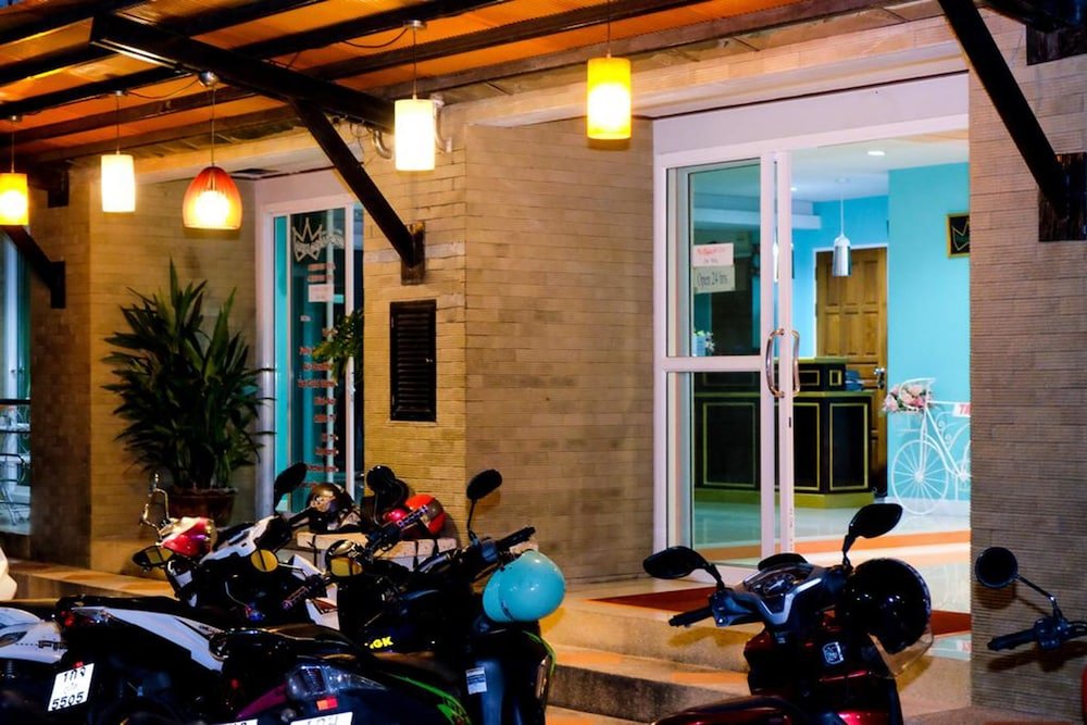 رايا راواي بليس