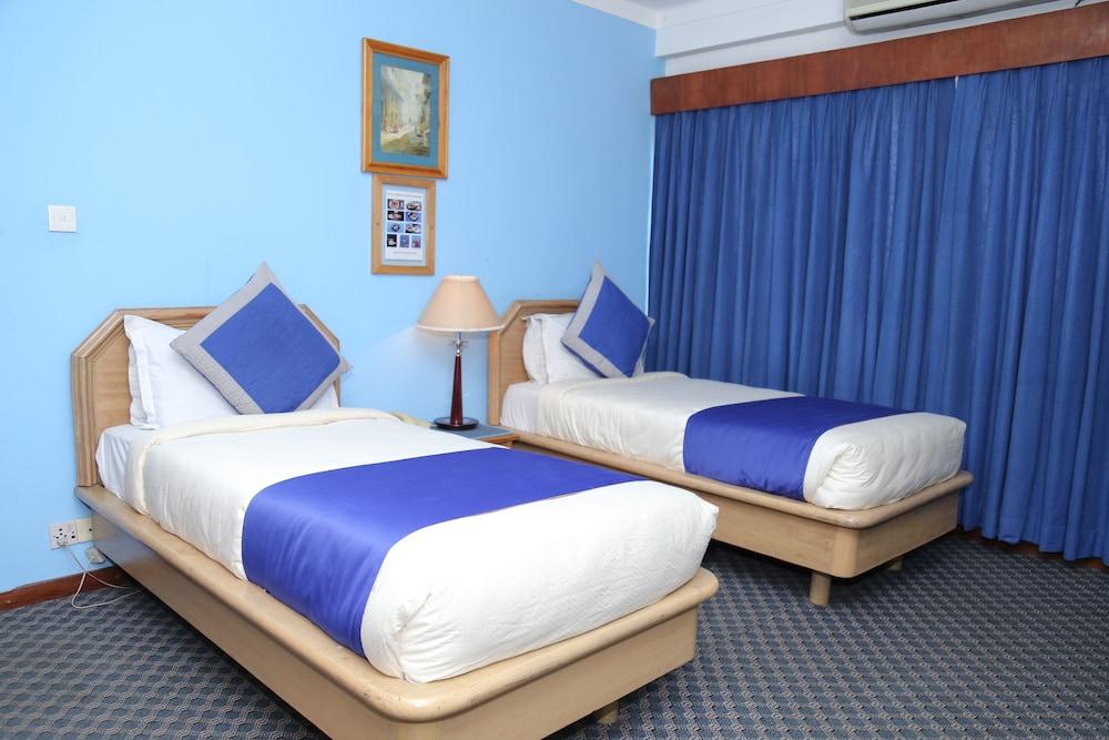 Hotel Clarion Room Type - Deluxe Room