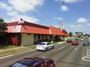 Liberty Plains Motor Inn - Tap to explore photos