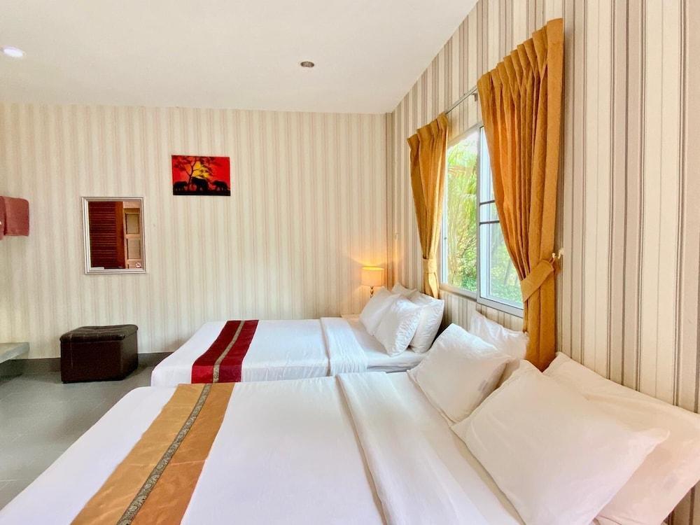 Canal Resort Room Type - Family Room
