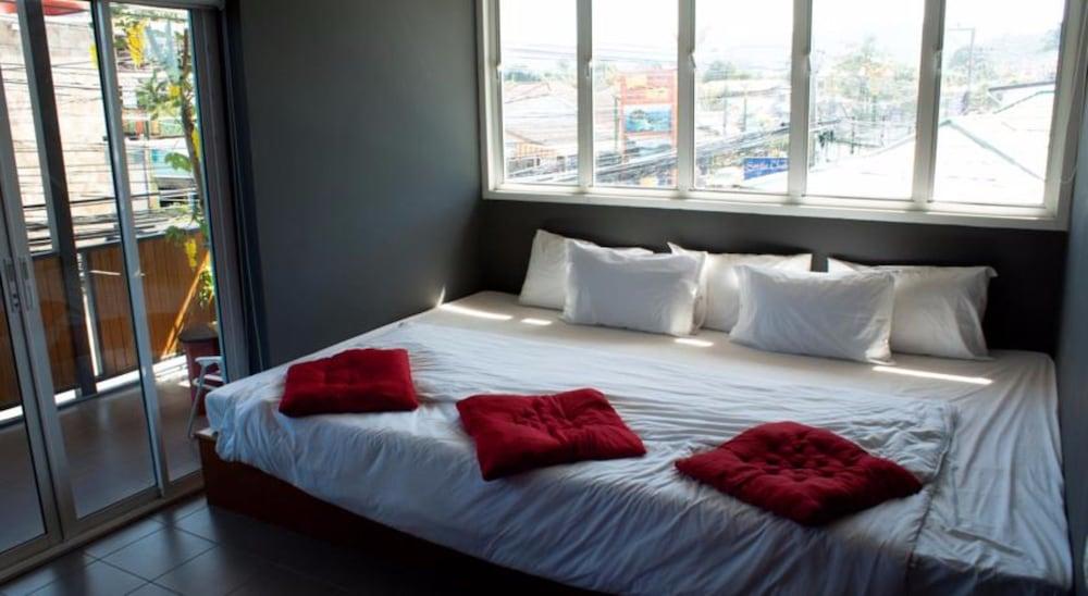 Marina Residence Room Type - Standard Double Room