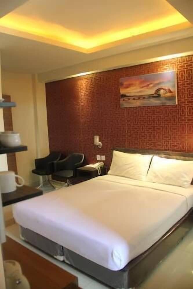 Antoni Hotel Room Type - Executive Room