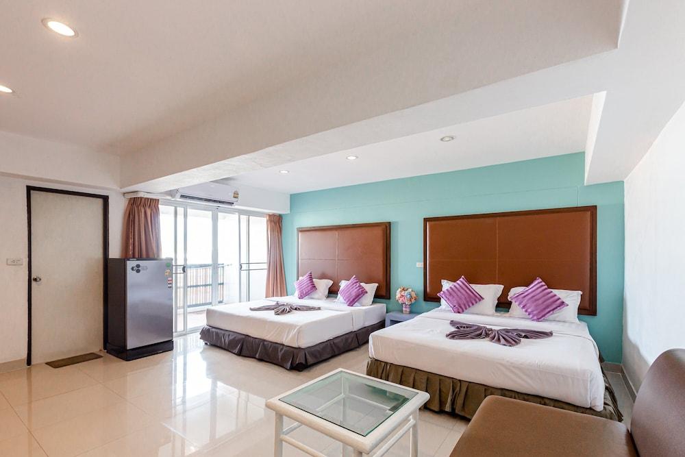 Latin Garden Room Type - Deluxe Plus Room