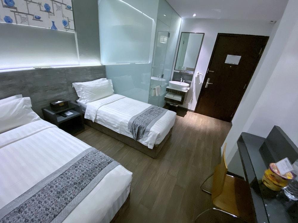 Bliss Hotel Singapore Room Type - Superior Twin (No-Window)