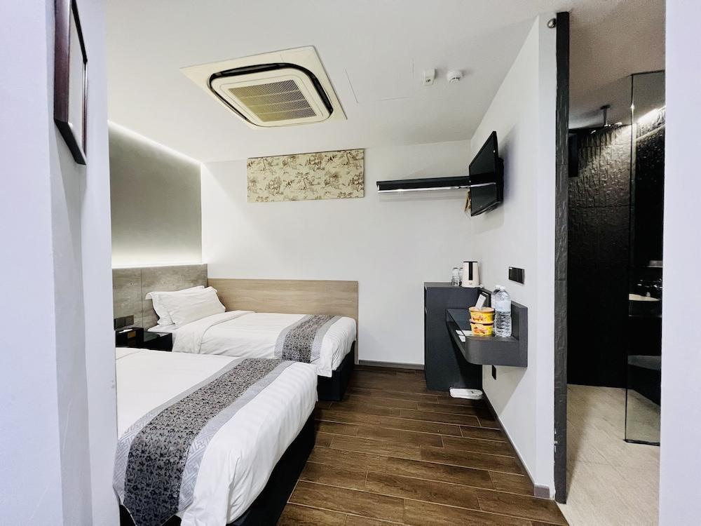 Bliss Hotel Singapore Room Type - Deluxe Twin