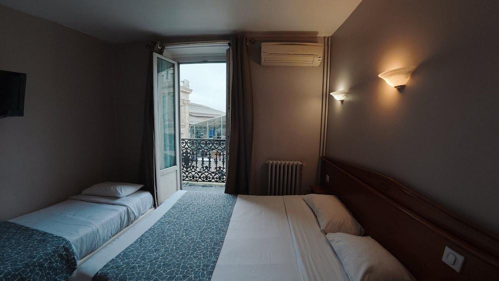 Hôtel Richmond Room Type - Triple Room