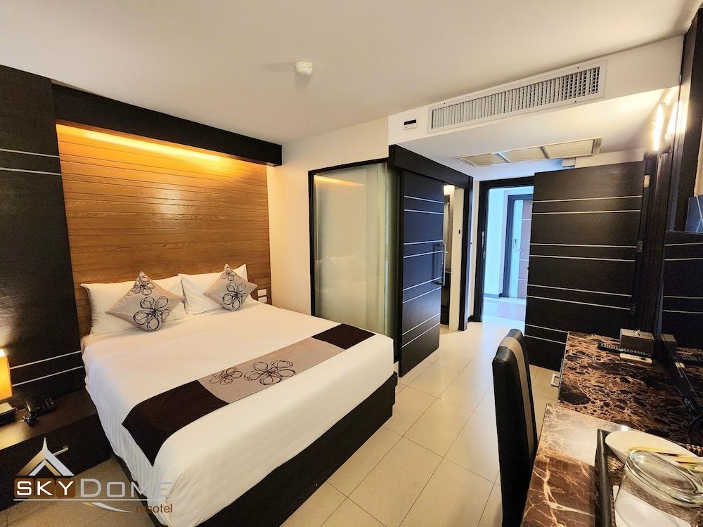 Sky Dome Resotel Room Type - Superior Double Room