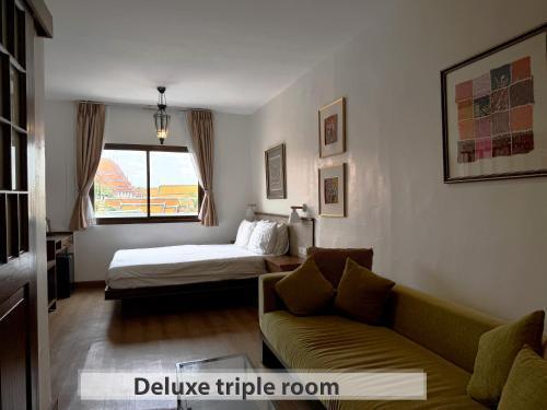 Chetuphon Gate Room Type - Deluxe Double Room (2 Adults + 1 Child) Chetuphon Gate Room Type - Deluxe Double Room (2 Adults + 1 Child)