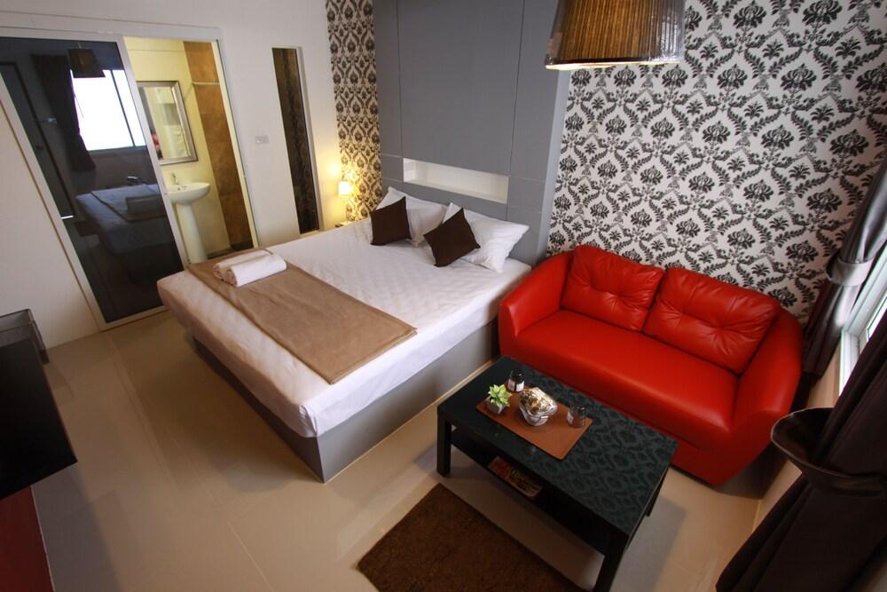 Bearing 26 Hotel Room Type - Standard Room