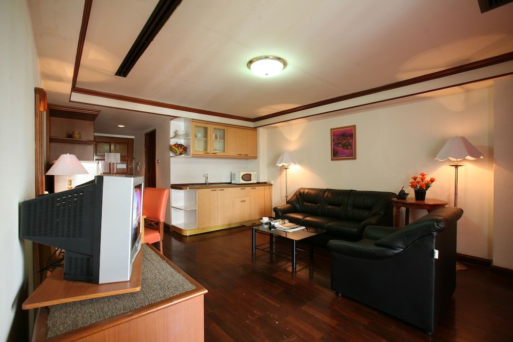 Interchange Tower Serviced Apartment - Tap to explore photos