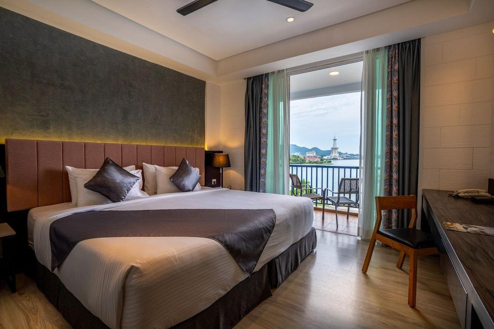 Dayang Bay Resort Langkawi Room Type - Deluxe Twin Seaview