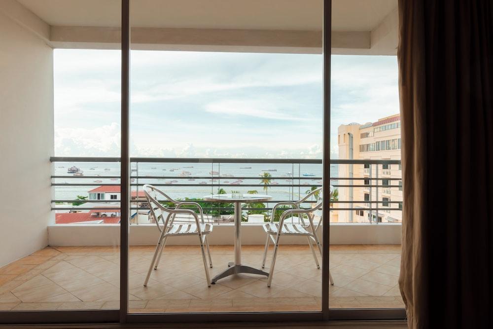 Sandy Spring Hotel Room Type - Suite, Sea View
