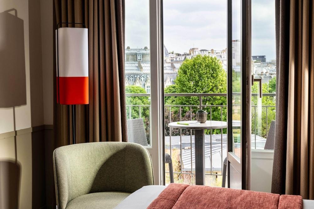Villa Saxe Eiffel Room Type - Double Room, Balcony