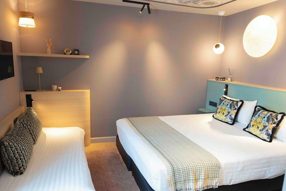 Hôtel LOUISON Room Type - Executive Triple Room Hôtel LOUISON Room Type - Executive Triple Room