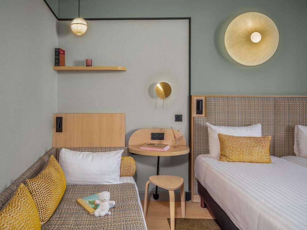Hôtel LOUISON Room Type - Executive Triple Room (Twin)